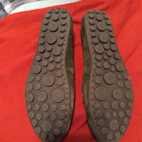 Born Malena Suede Driving Loafer - olive green color - Picture 4 of 5